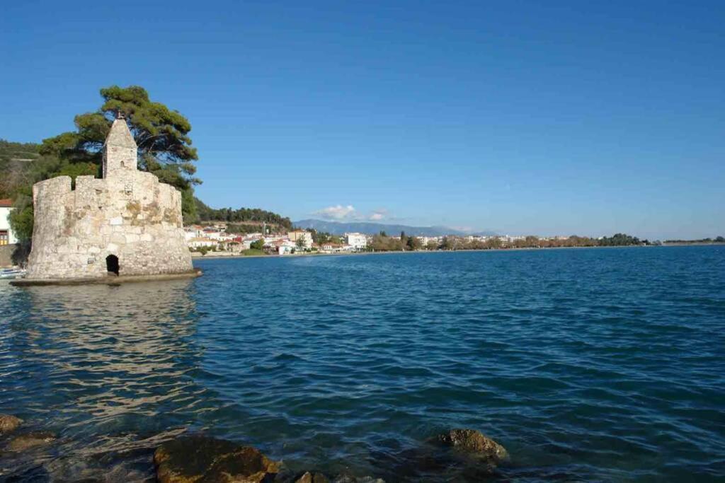 Naupactus Unique Harbor Apartment In A Stone House! Nafpaktos Ngoại thất bức ảnh