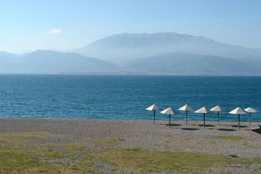 Naupactus Unique Harbor Apartment In A Stone House! Nafpaktos Ngoại thất bức ảnh