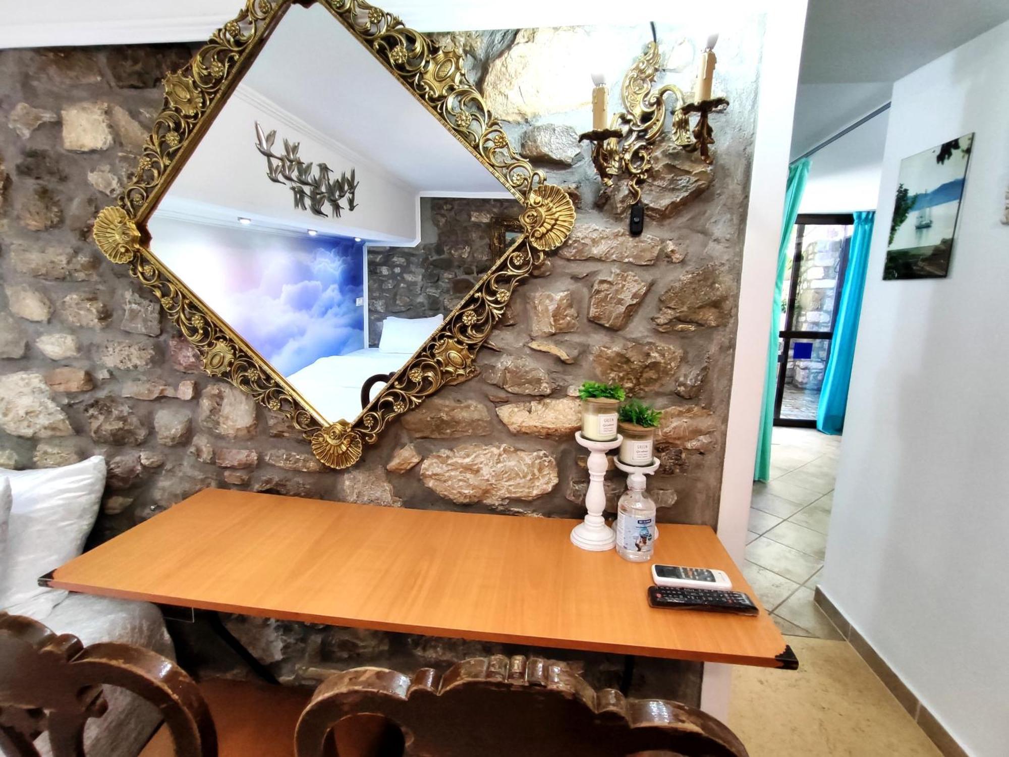 Naupactus Unique Harbor Apartment In A Stone House! Nafpaktos Ngoại thất bức ảnh